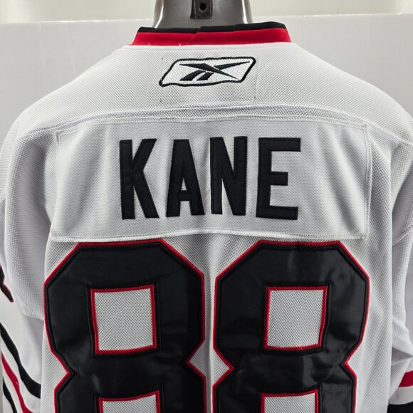 NHL REEBOK CCM Chicago Blackhawks KANE #88 Jersey US Men’s Size 56 - Picture 6 of 8